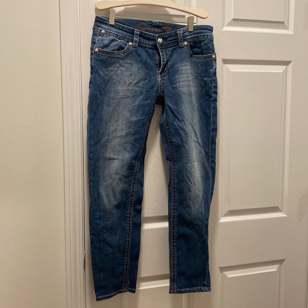 Women’s straight leg jeans
